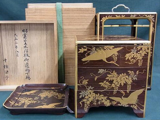 皇太后下賜品 紫檀地藤鶴蒔絵 菓子箪笥