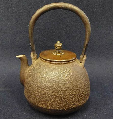 茄子形京鉄瓶